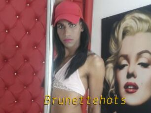 Brunettehots