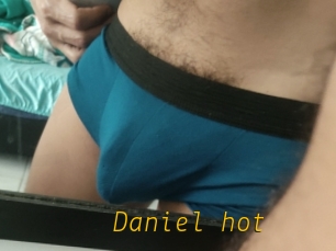 Daniel_hot
