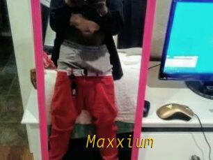Maxxium