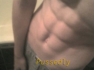 Pussedly