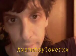 Xxemoboyloverxx